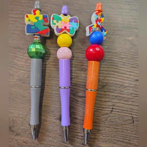 🩰 Autism Awareness Beaded Pens Set - Picture 3 of 5